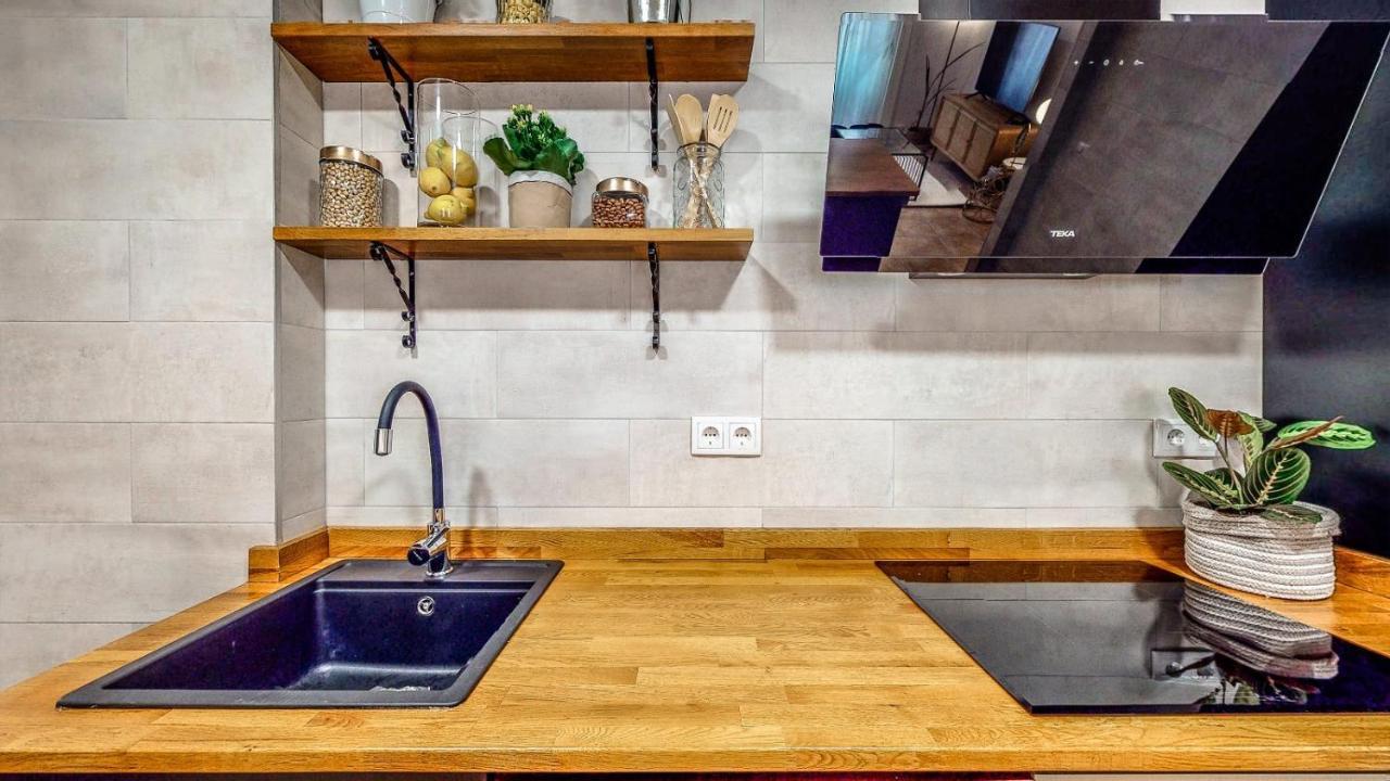 Holisplace- Lovely Apartment In Downtown アリカンテ エクステリア 写真