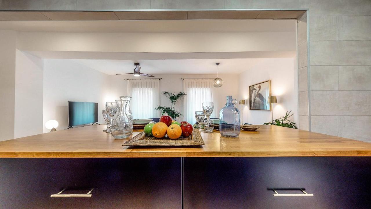 Holisplace- Lovely Apartment In Downtown アリカンテ エクステリア 写真