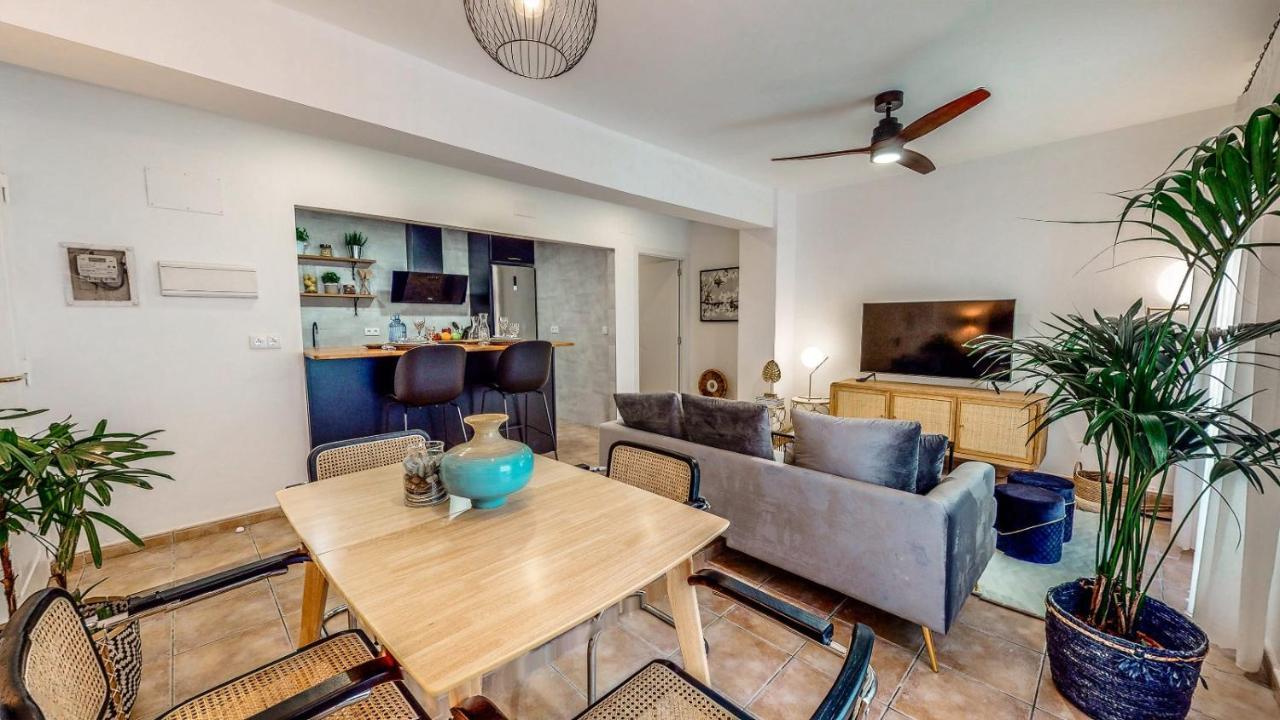 Holisplace- Lovely Apartment In Downtown アリカンテ エクステリア 写真