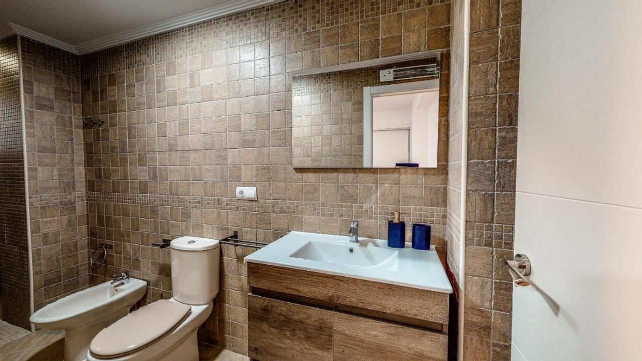 Holisplace- Lovely Apartment In Downtown アリカンテ エクステリア 写真